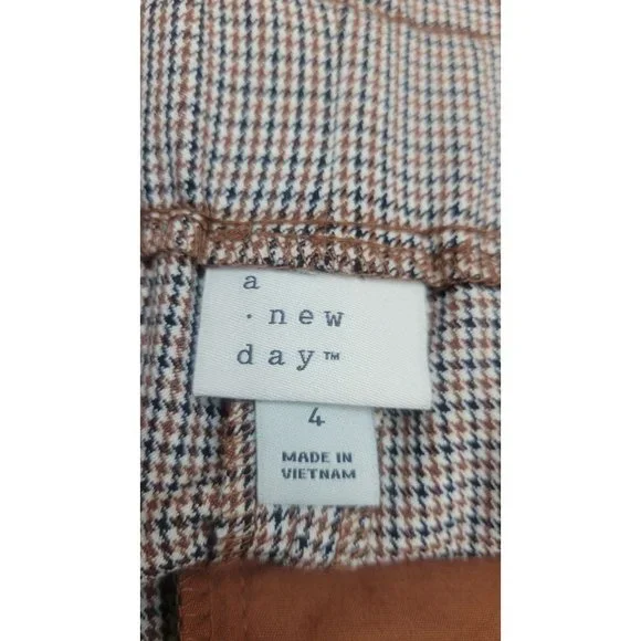 Women's High-Rise Relaxed Fit Tapered Ankle Trousers - A New Day Brown 4 - Picture 7 of 9